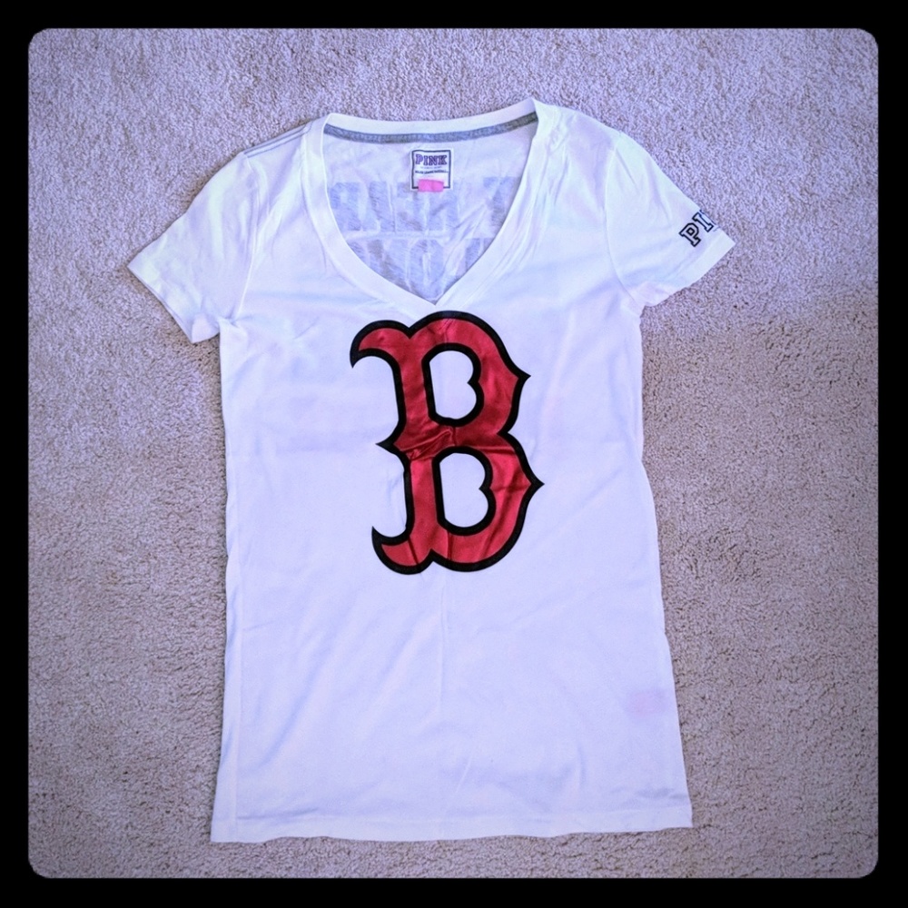 Victoria's Secret PINK Red Sox v-neck t-shirt